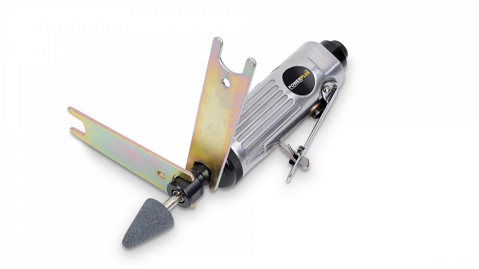 Шлифовальное устройство PowerPlus POWAIR0011 пневматическое прямое в комплекте 16 элементов в кейсе, фото №4 Шлифовальное устройство PowerPlus POWAIR0011 пневматическое прямое в комплекте 16 элементов в кейсе, фото №4