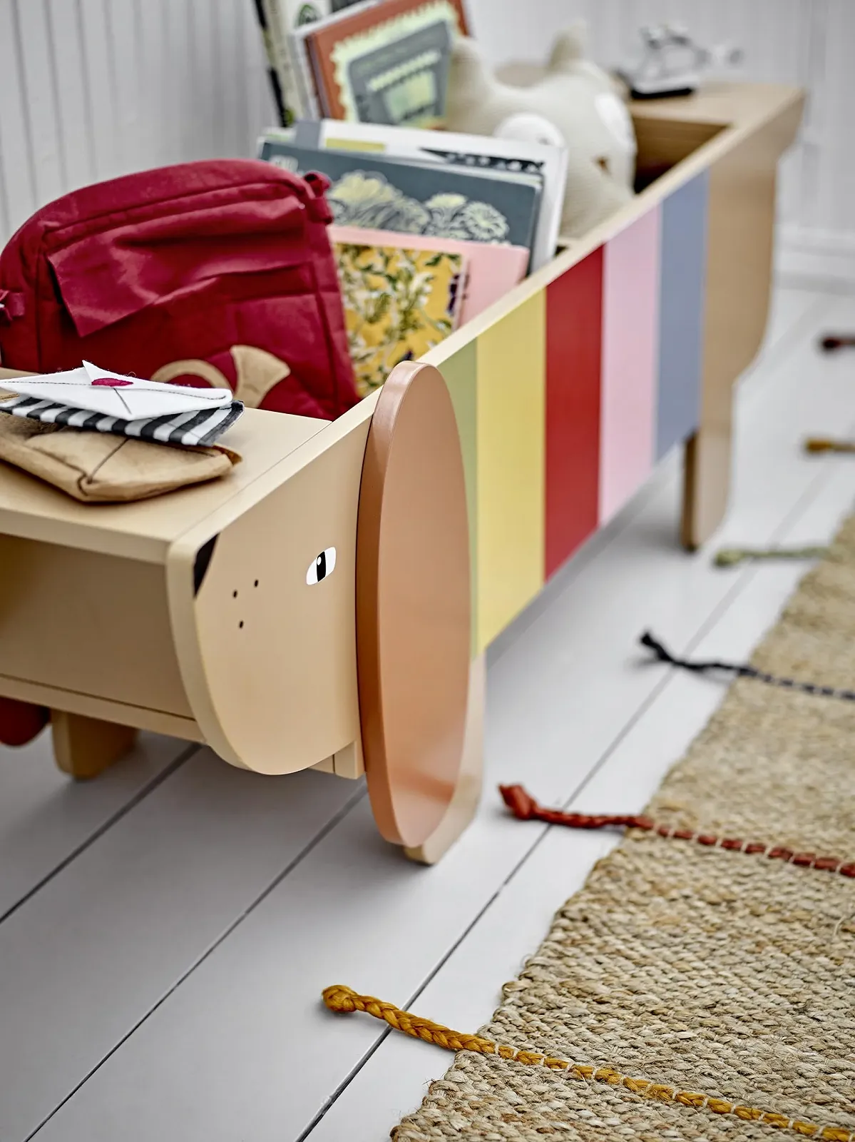 Подставка для книг Bloomingville Charlie, Коричневый, МДФ; Д108xВ32xШ37 см, фото №2 Подставка для книг Bloomingville Charlie, Коричневый, МДФ; Д108xВ32xШ37 см, фото №2