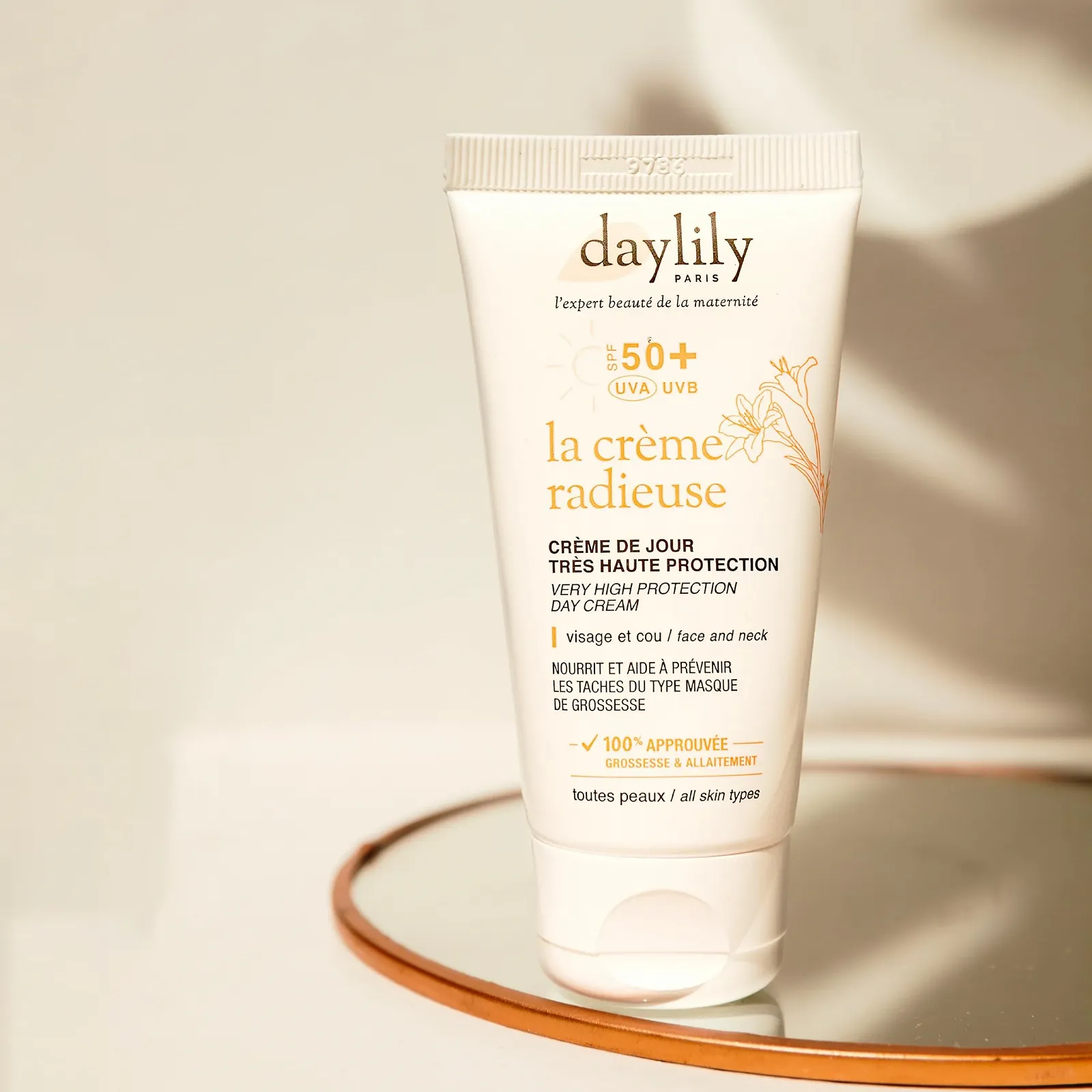 Денний крем Daylily La Crème Radieuse SPF 50, фото №4 Денний крем Daylily La Crème Radieuse SPF 50, фото №4