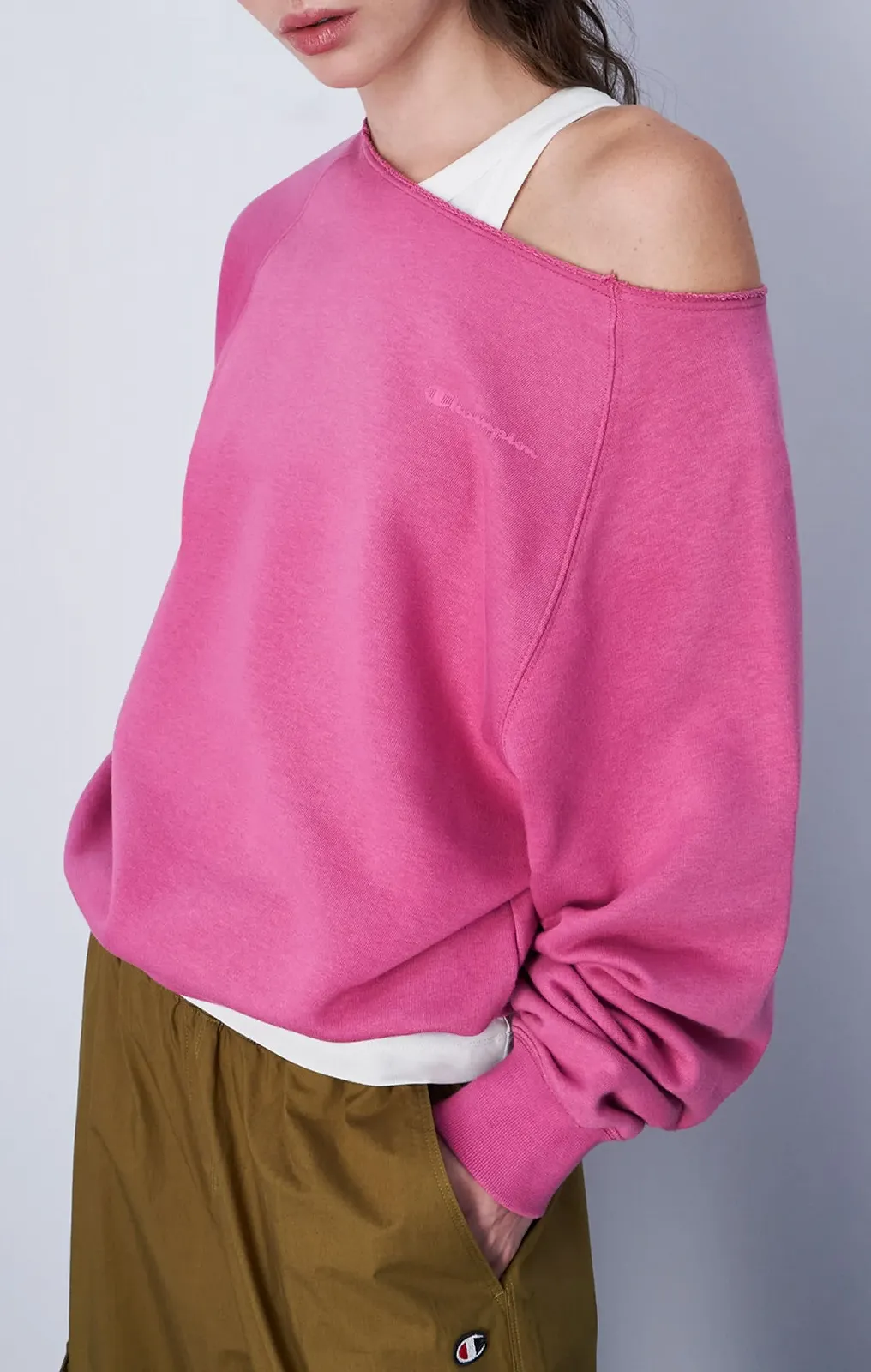 Женская Толстовка Champion Legacy Minimalist Resort W-Spring Terry, фото №2