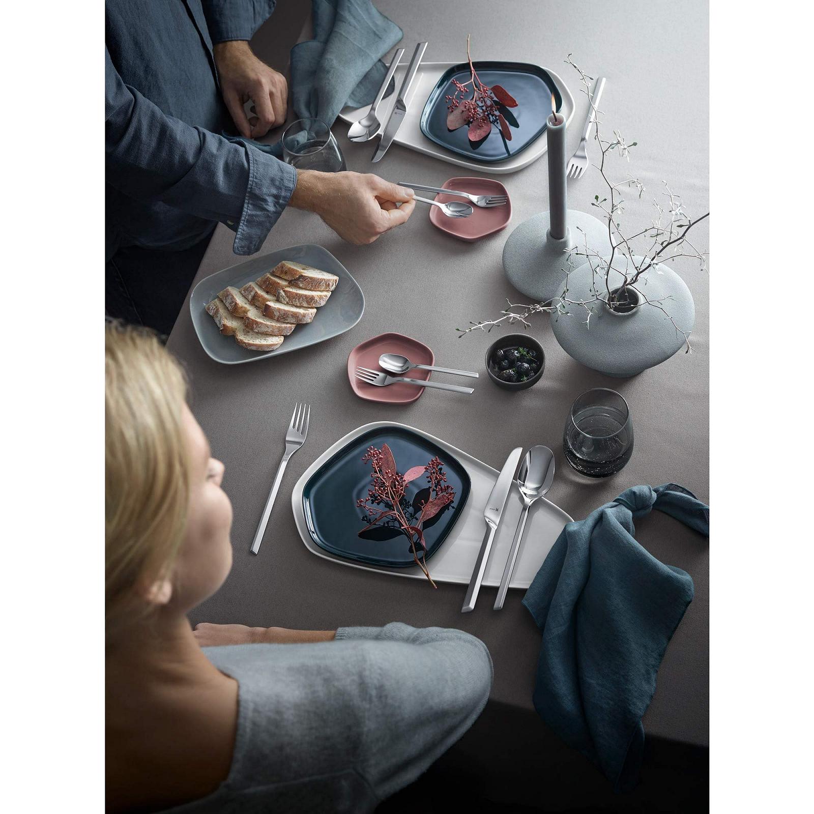 Вилка для сервірування WMF Kineo 20,3 см Нержавіюча сталь Cromargan protect полірована, фото №2 Вилка для сервірування WMF Kineo 20,3 см Нержавіюча сталь Cromargan protect полірована, фото №2