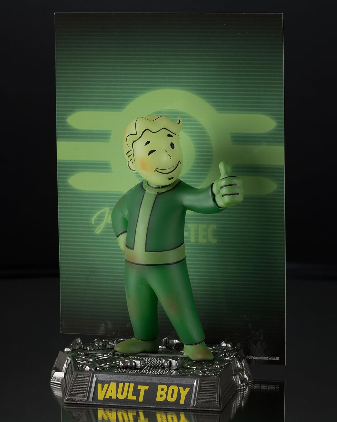 Фігурка McFarlane Fallout Vault Boy, що світиться в темряві, серія Gold Label, 5 дюймів, фото №3
