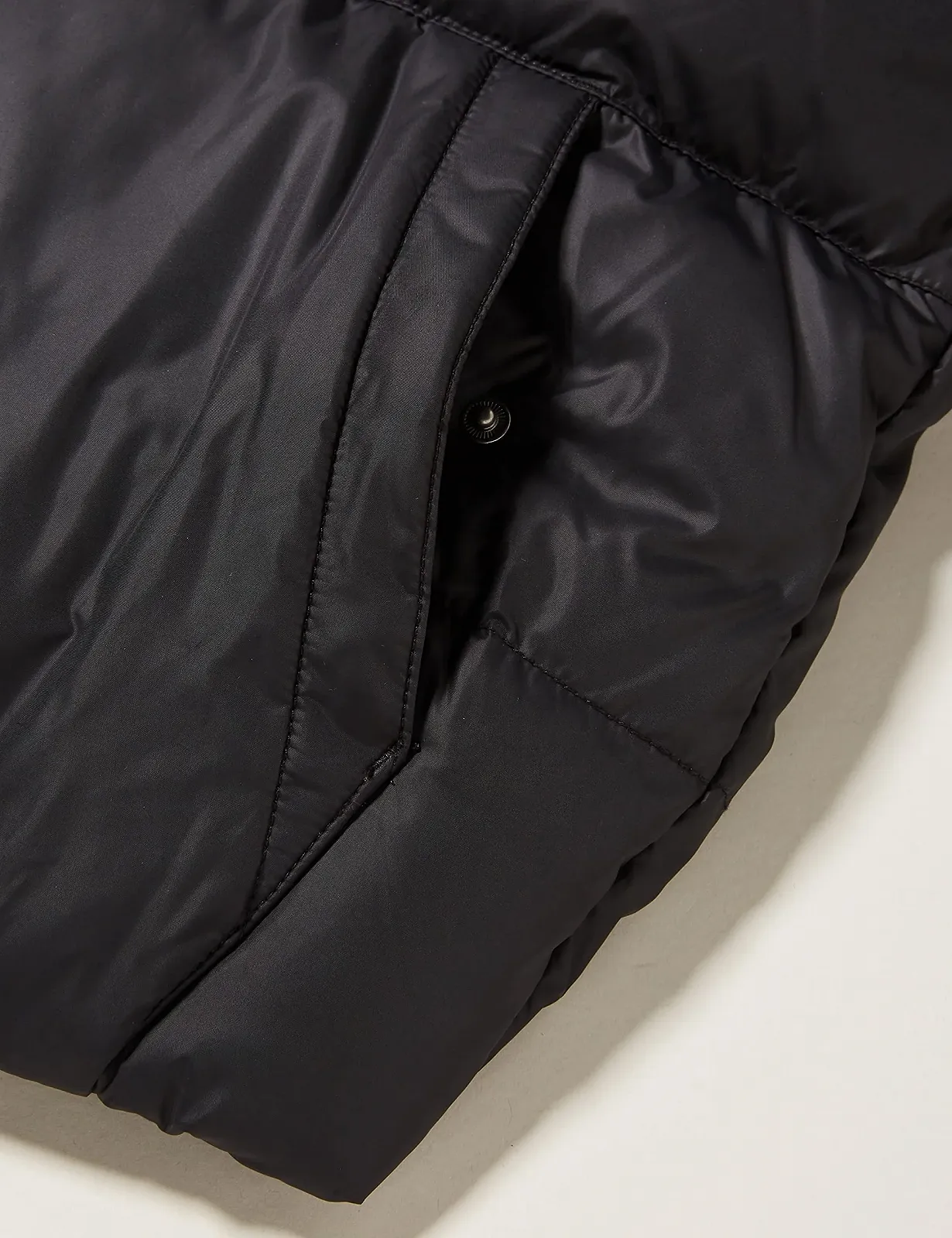 Пуховик Tommy Hilfiger для мальчиков, фото №5 Пуховик Tommy Hilfiger для мальчиков, фото №5