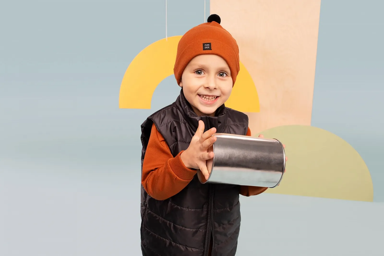 Жилет Pinokio Дитячий для хлопчиків з кишенями та подовженою спинкою, фото №2 Жилет Pinokio Дитячий для хлопчиків з кишенями та подовженою спинкою, фото №2