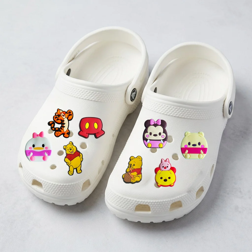 Набор джибитсов для Crocs «Винни Пух и друзья» — Аксессуары Disney (Винни, Тигруля, Пятачок, Микки), 8 шт. джибитсы винни пух, украшения на кроксы дисней, аксессуары для обуви crocs, фото №1