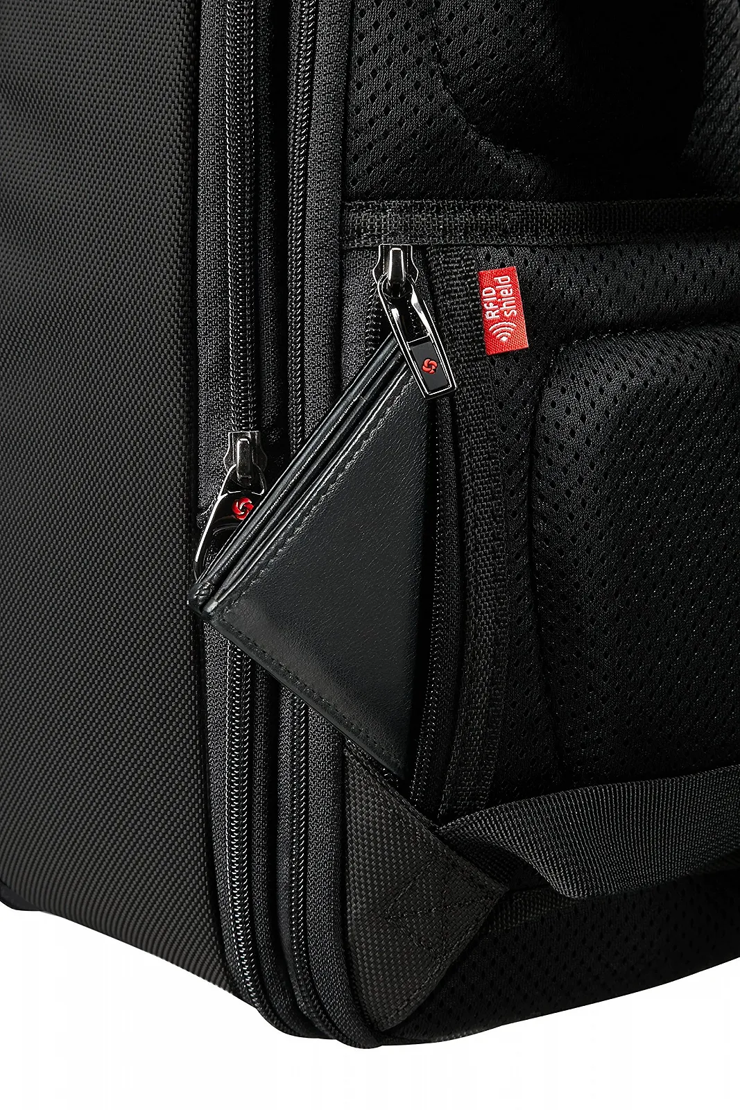 Рюкзак для ноутбука Samsonite Pro-DLX 5 14" Чорний, фото №6 Рюкзак для ноутбука Samsonite Pro-DLX 5 14" Чорний, фото №6