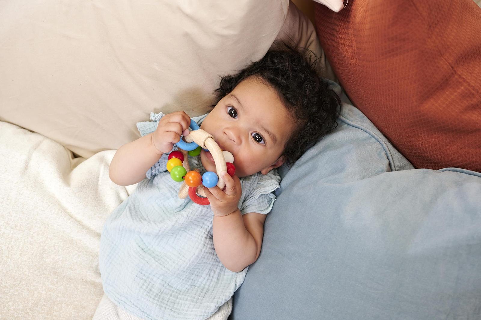 Іграшка для хапання Eichhorn 3D, 9.5 x 9 см, Бук, Різнокольоровий, фото №3 Іграшка для хапання Eichhorn 3D, 9.5 x 9 см, Бук, Різнокольоровий, фото №3