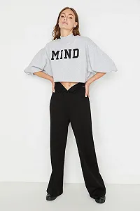 Жіноча толстовка TRENDYOL synthetic.ua - Фото 1