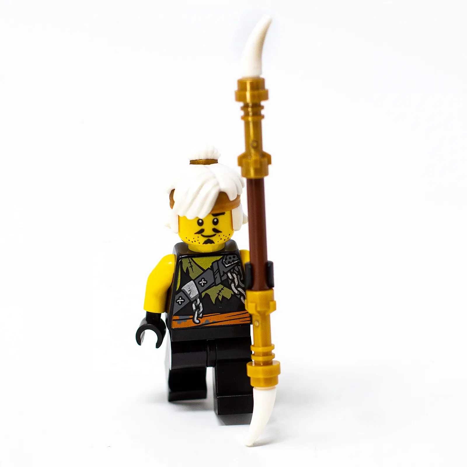 Фігурка LEGO Ninjago Teen Wu Dragon Hunter Disguise з палицею, фото №2