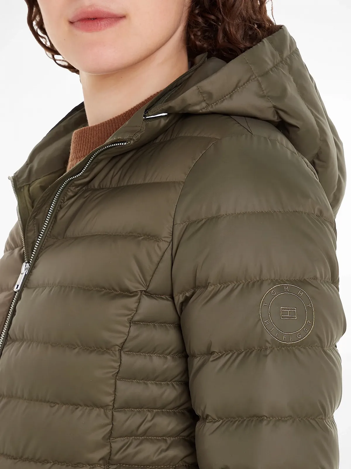 Пуховик Tommy Hilfiger Жіночий, фото №3 Пуховик Tommy Hilfiger Жіночий, фото №3