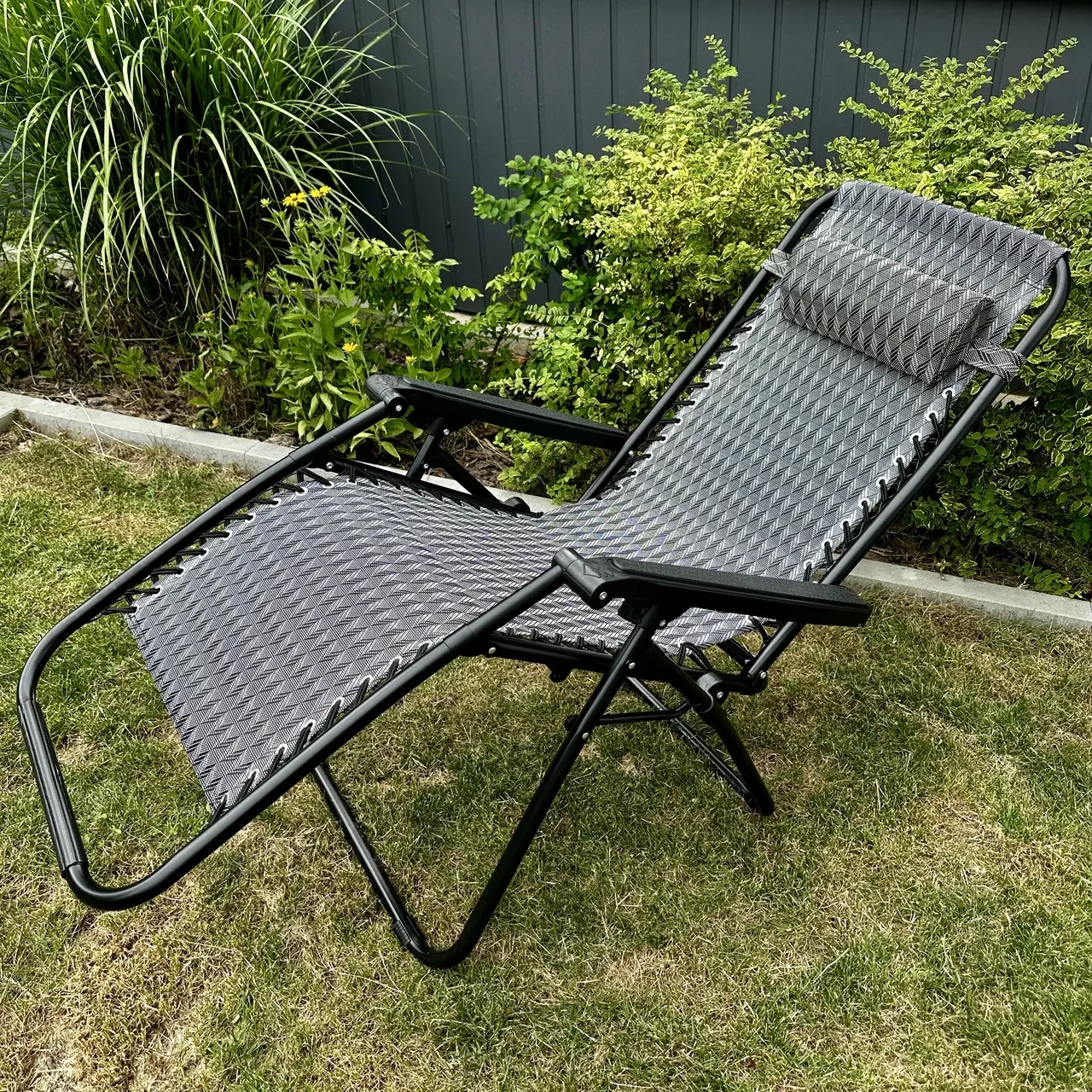 Польский шезлонг-кресло Zero Gravity нагрузка до 150кг пляжный шезлонг, фото №1 Польский шезлонг-кресло Zero Gravity нагрузка до 150кг пляжный шезлонг, фото №1