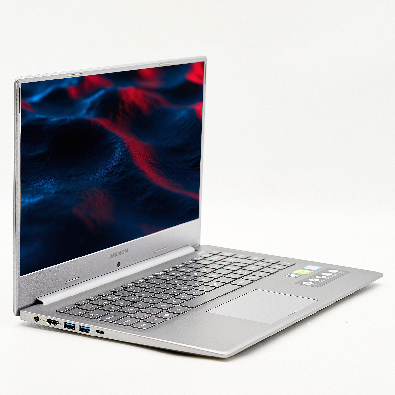 Игровой ноутбук Medion Akoya P15646 15.6" Intel Core i5 32 ГБ RAM 512 ГБ SSD Nvidia GeForce Металлический Б/У Win10, фото №3