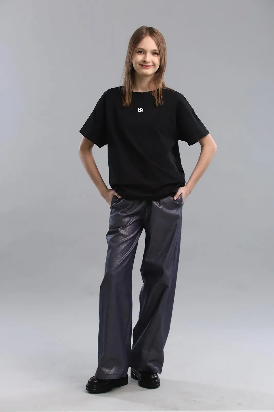 Трендовые блестящие джинсы с напылением – синие и темно-синие от 140 до 164 см, фото №5 Трендовые блестящие джинсы с напылением – синие и темно-синие от 140 до 164 см, фото №5