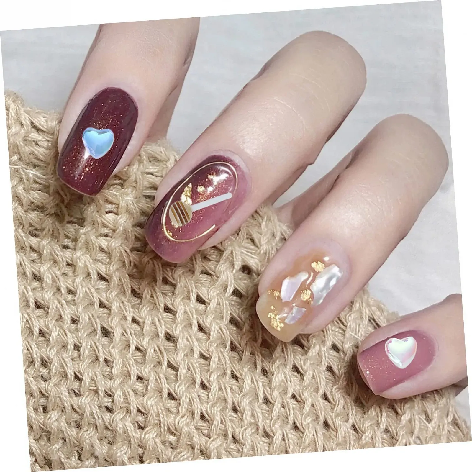 Стрази для нігтів у формі серця Healeved Lutscher, різнокольорові зі смоли зі стразами, фото №4 Стрази для нігтів у формі серця Healeved Lutscher, різнокольорові зі смоли зі стразами, фото №4