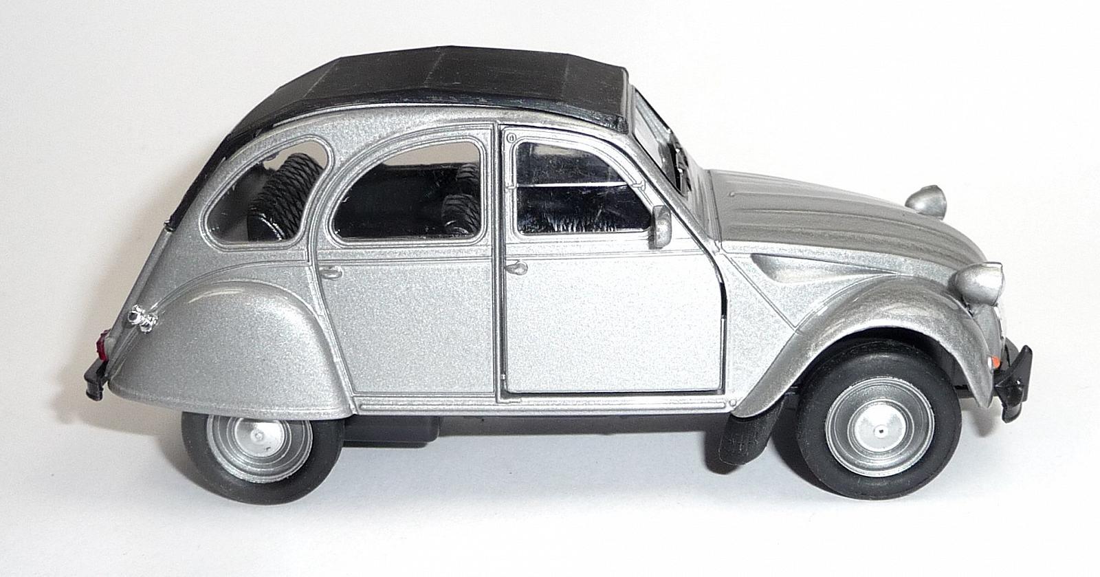 Модельный автомобиль Schnäppchenmarkt 111 Compatible Citroen 2CV Injection Moulded Silver Closed, фото №3