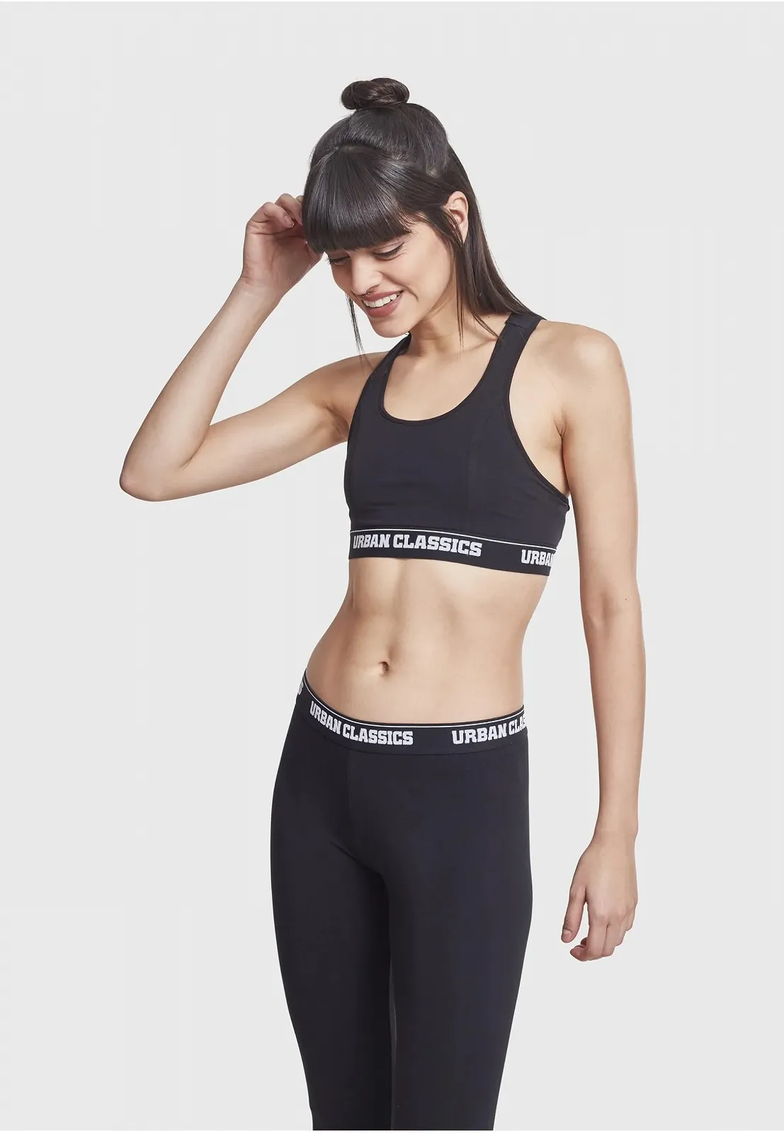 Спортивный топ-бра Urban Classics Logo Bra, фото №4 Спортивный топ-бра Urban Classics Logo Bra, фото №4