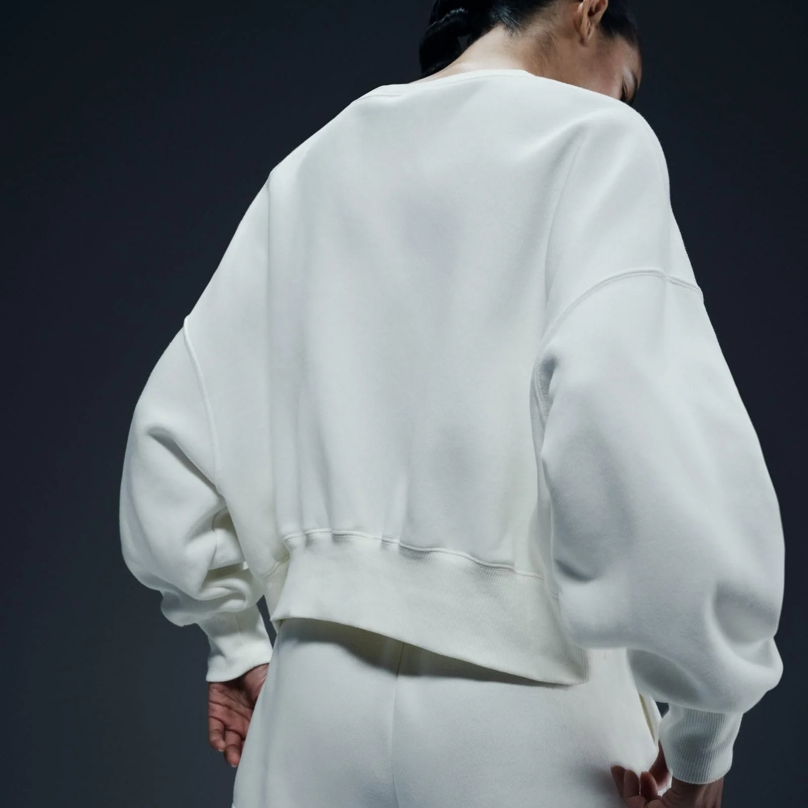 Женская Толстовка Nike W NSW Phnx FLC OOS Crew, фото №6 Женская Толстовка Nike W NSW Phnx FLC OOS Crew, фото №6