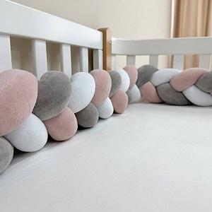 Бортик-коса білий/сірий/пудра 360 см на всі сторони ліжечка ціна на synthetic.ua - Фото 1 Бортик-коса білий/сірий/пудра 360 см на всі сторони ліжечка synthetic.ua - Фото 1