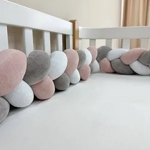 Бортик‑коса белый/серый/пудровый 360 см на все стороны кроватки цена на synthetic.ua - Фото 1 Бортик‑коса белый/серый/пудровый 360 см на все стороны кроватки synthetic.ua - Фото 1