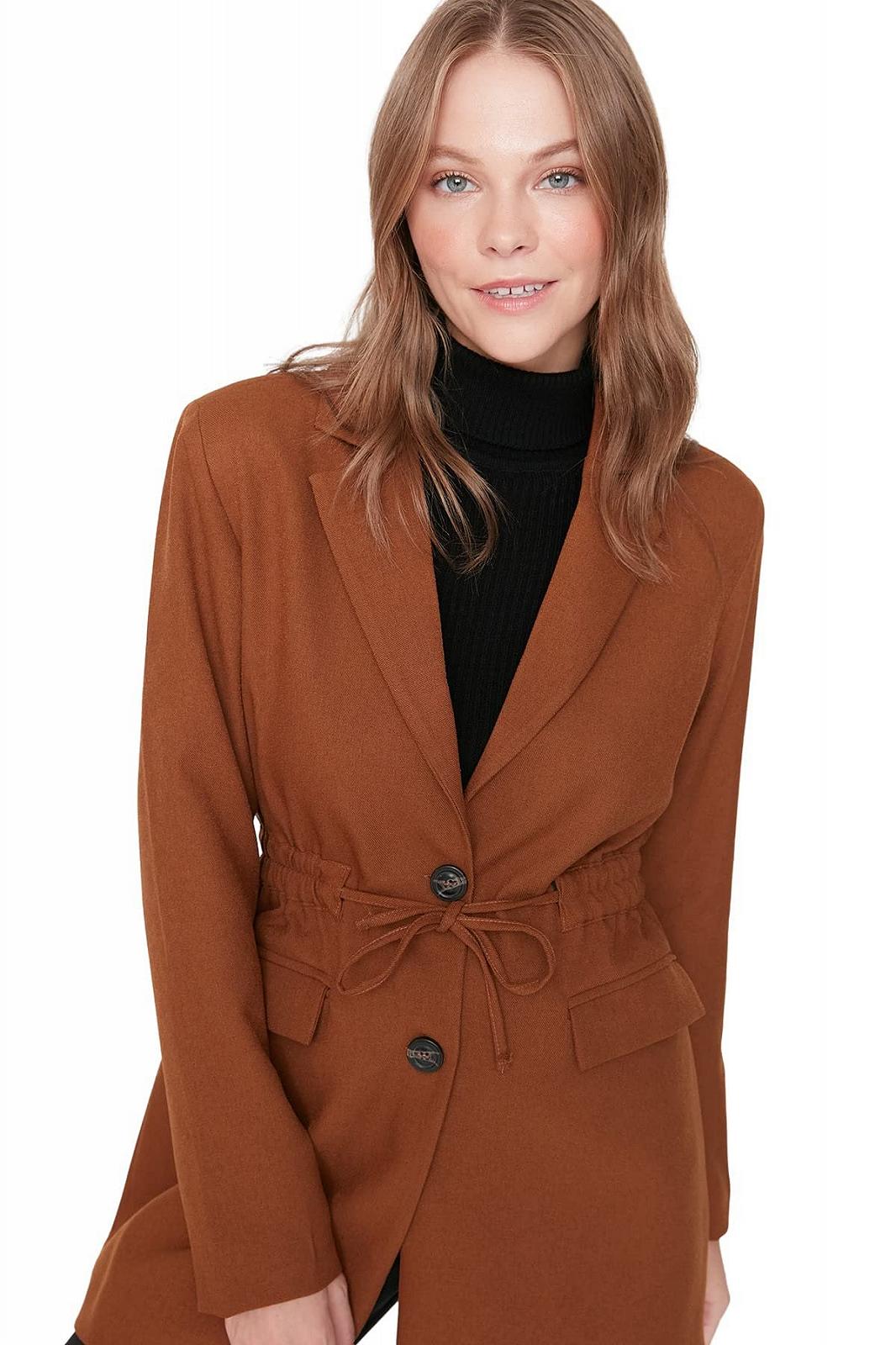 Жакет TRENDYOL стандартной посадки однотонный, фото №2 Жакет TRENDYOL стандартной посадки однотонный, фото №2