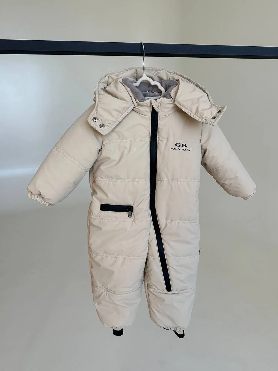 Демісезонний дитячий комбінезон 74р весна/осінь Голд бежевий бархат, фото №1 Демісезонний дитячий комбінезон 74р весна/осінь Голд бежевий бархат, фото №1