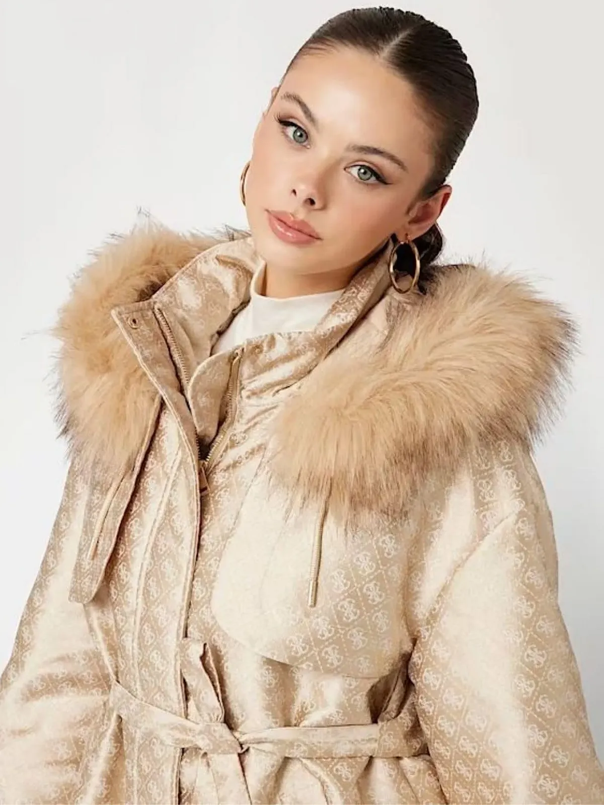 Парка Guess, фото №4 Парка Guess, фото №4