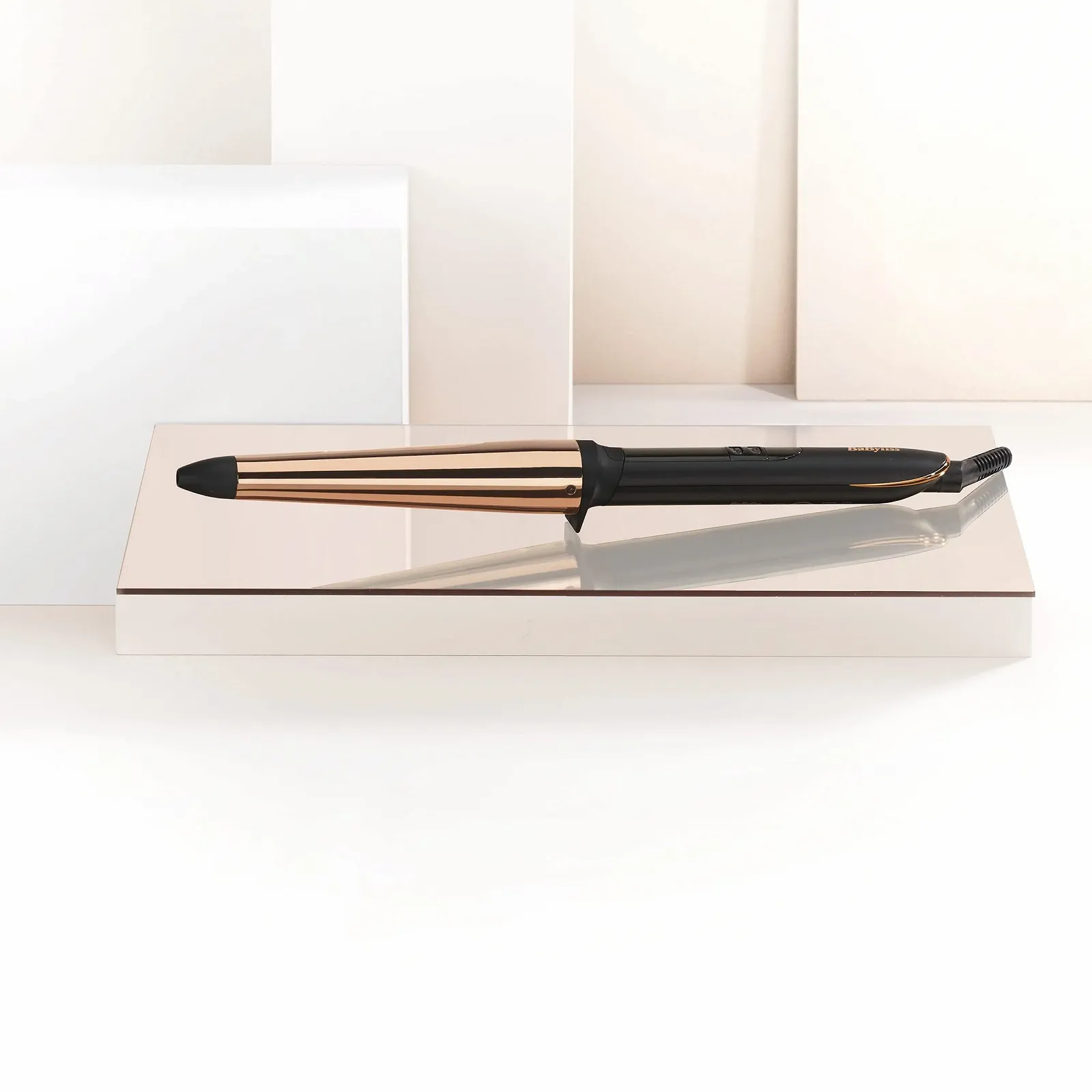 Плойка конусная BaByliss Salon Brilliance C458E Титановое покрытие 19-32 мм 160-210 °С, фото №6 Плойка конусная BaByliss Salon Brilliance C458E Титановое покрытие 19-32 мм 160-210 °С, фото №6