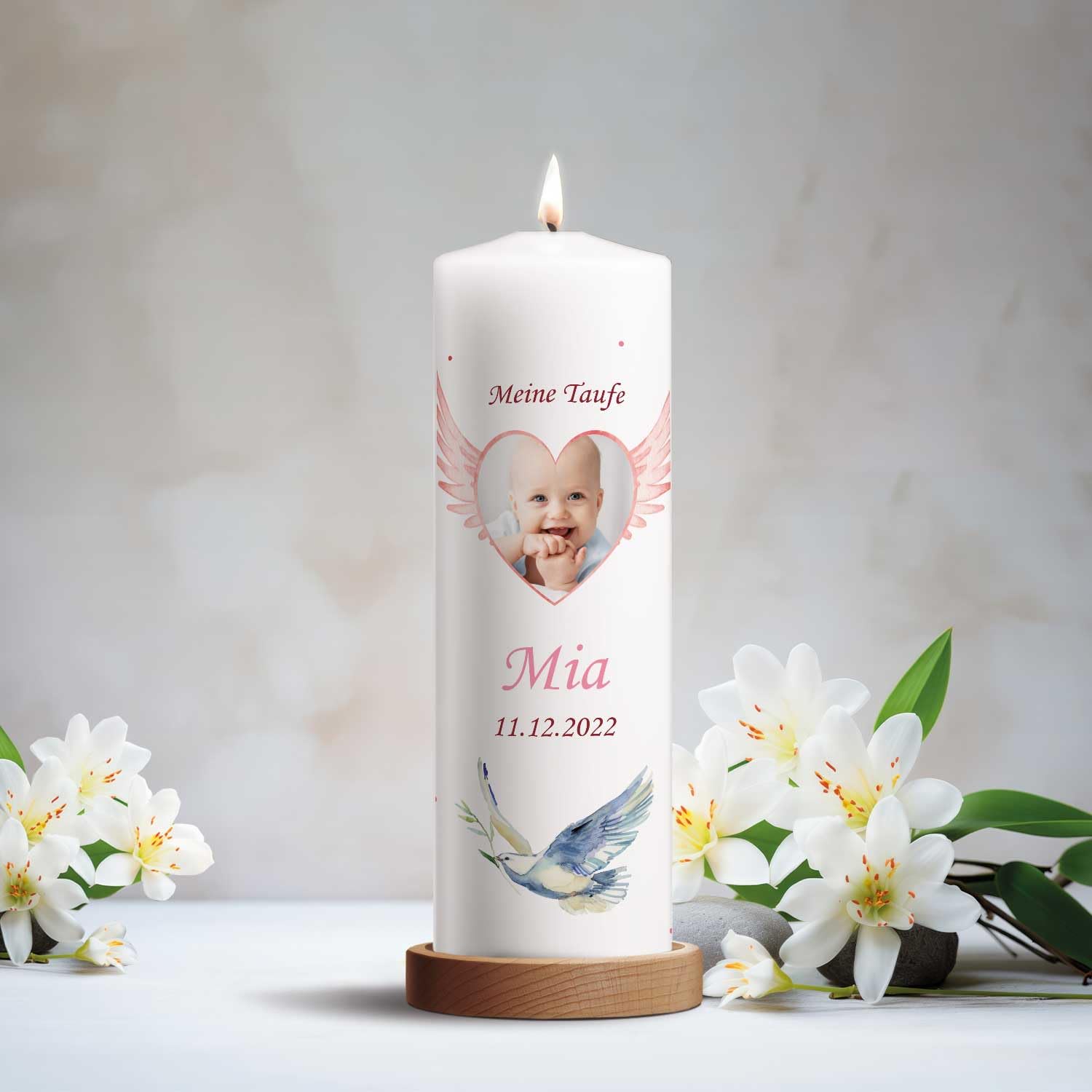 Свічка GRAVURZEILE Printed Wing Heart Baby Photo Candle для хрестин персоналізована з фото 250/80 мм, фото №2 Свічка GRAVURZEILE Printed Wing Heart Baby Photo Candle для хрестин персоналізована з фото 250/80 мм, фото №2