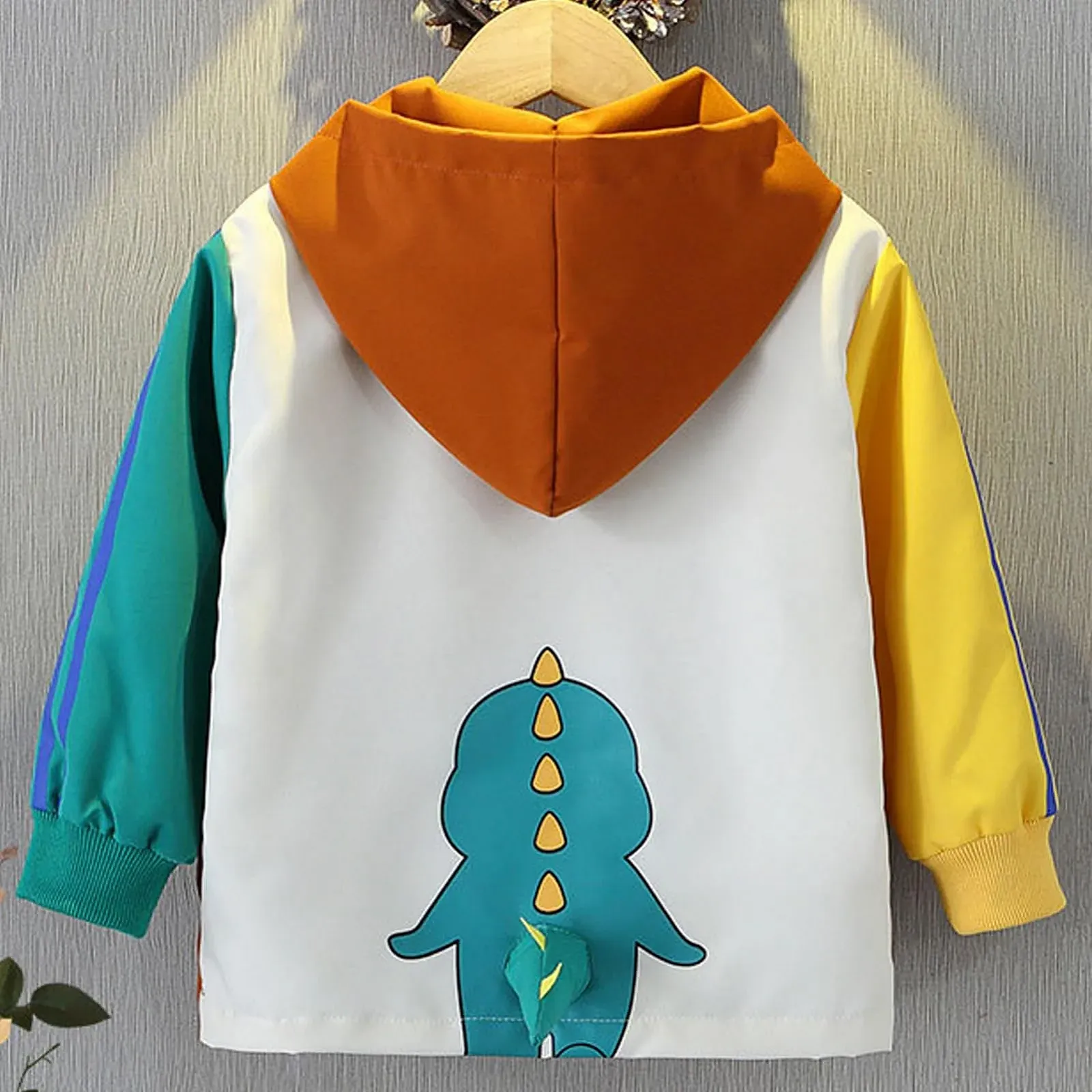 Переходная куртка L SERVER Детская для мальчиков с капюшоном Модная ветровка с мультяшным рисунком Легкая удобная весенняя, фото №5