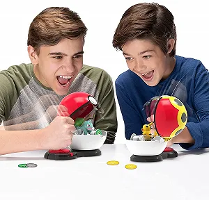 Набір фігурок Pokémon Surprise Attack Poke Ball Battle Game (6017608) synthetic.ua - Фото 1