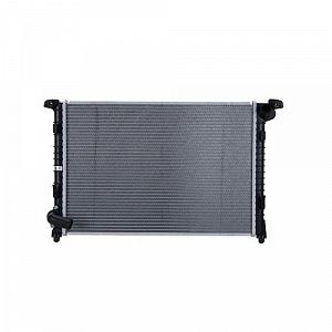 Радиатор охлаждения двигателя HELLA 8MK 366 300-541 synthetic.ua - Фото 1