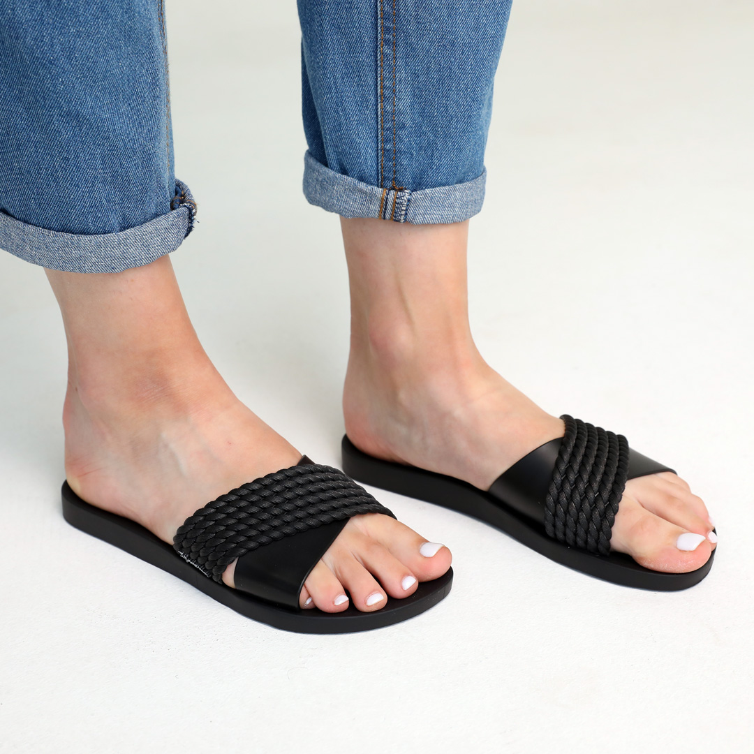 Шльопанці 585990 Чорні 38 39 41, фото №1