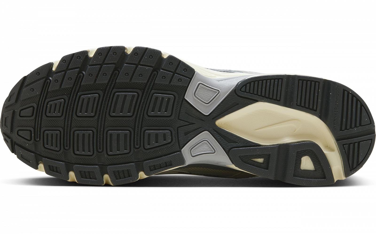 Кросівки Nike Initiator чоловічі, фото №4 Кросівки Nike Initiator чоловічі, фото №4