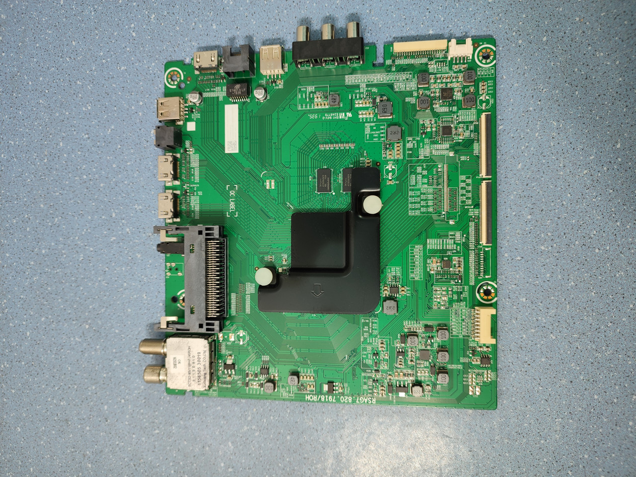 Плата управления для телевизора Hisense RSAG7.820.7918, фото №5 Плата управления для телевизора Hisense RSAG7.820.7918, фото №5