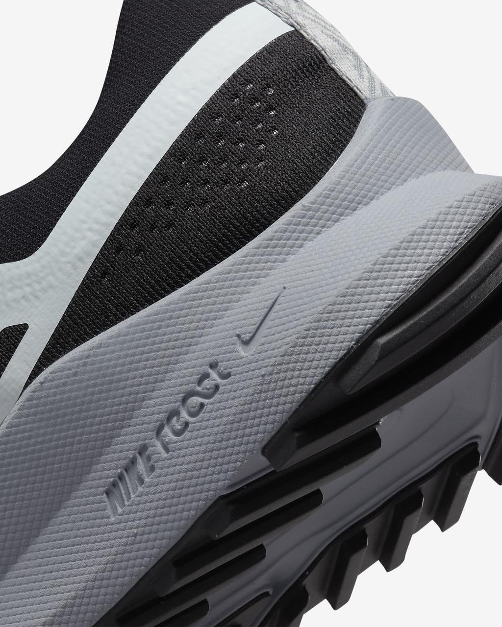Кросівки бігові Nike 40, фото №6
