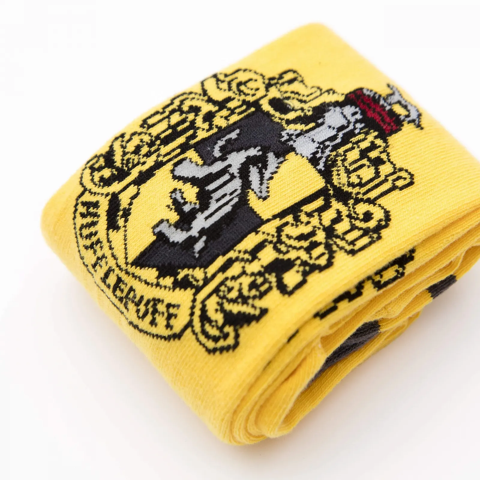 Женские носки Harry Potter House Badge 4 пары - смешанные, размер: 36-41, фото №4 Женские носки Harry Potter House Badge 4 пары - смешанные, размер: 36-41, фото №4