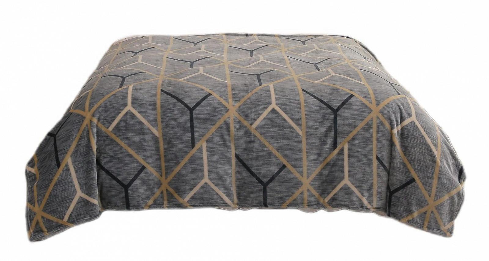 Покривало Cuddly Blanket Геометричний візерунок 160 x 200 см Зимова, фото №1 Покривало Cuddly Blanket Геометричний візерунок 160 x 200 см Зимова, фото №1