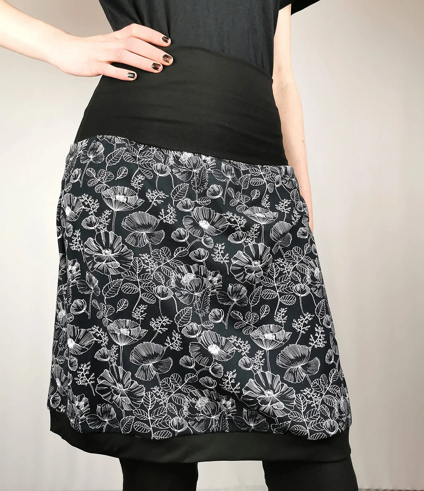 Спідниця Jersey Квітковий чорний широкий пояс, фото №2