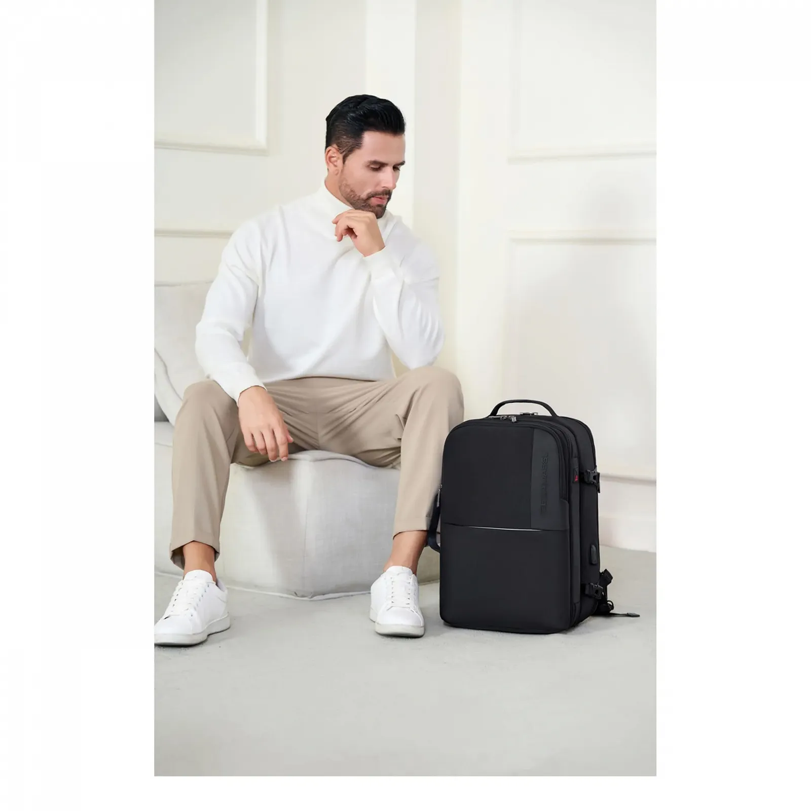 Сумка для ноутбука 3-в-1 Cameron 37L до 17.3 Inch трансформер Black, фото №6 Сумка для ноутбука 3-в-1 Cameron 37L до 17.3 Inch трансформер Black, фото №6