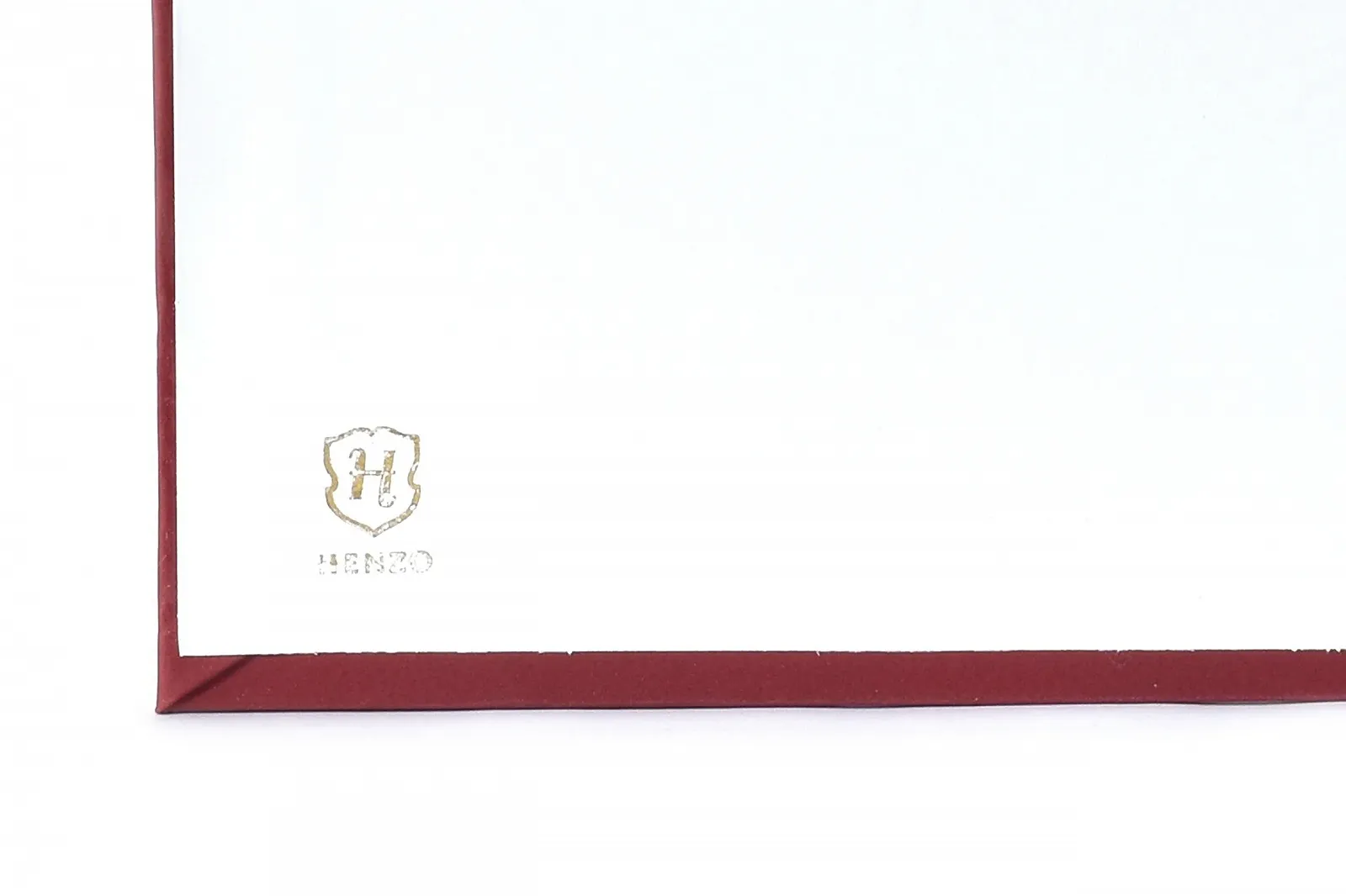 Фотоальбом Henzo Champagner wine red 35x35 70 белых страниц, фото №4 Фотоальбом Henzo Champagner wine red 35x35 70 белых страниц, фото №4