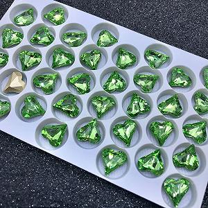 Украшения для ногтей Сердце Закрученное Крупные Стразы для ногтей Кристаллы для нейл-арта с заостренным основанием 12 x 13 мм Красный - Фото 1