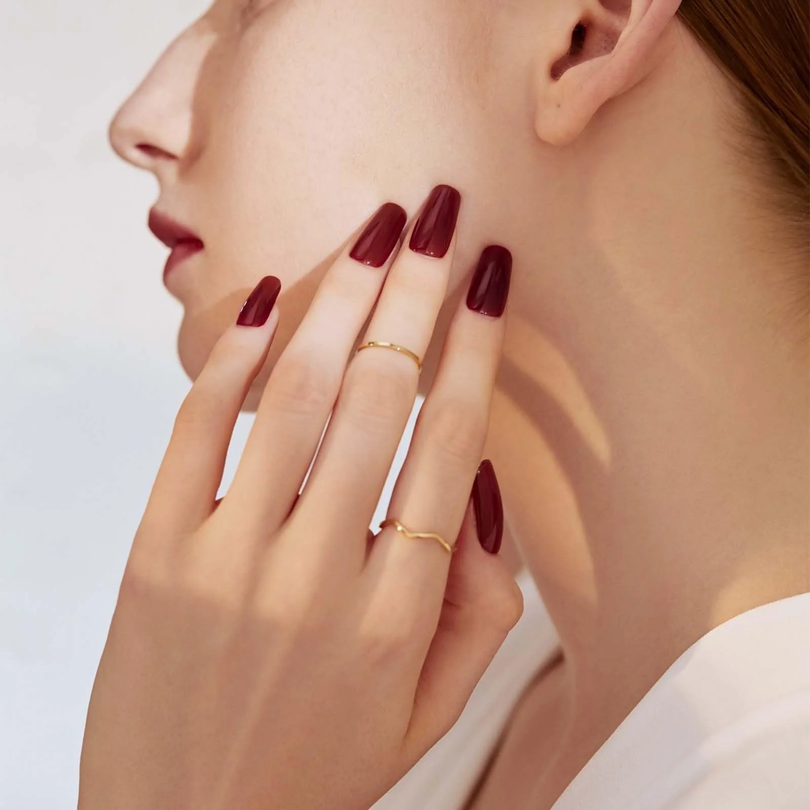 Наклейки для ногтей Nail Polish Strips 36 шт. Бордовый Самоклеящиеся гелевые полоски, фото №4 Наклейки для ногтей Nail Polish Strips 36 шт. Бордовый Самоклеящиеся гелевые полоски, фото №4
