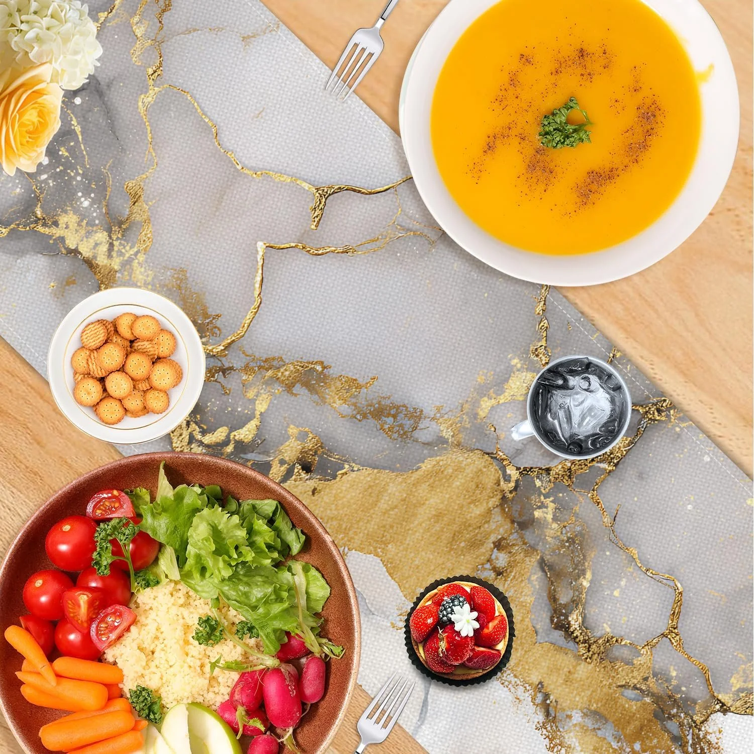 Ранер для столу CRYSLOVE Easter Modern Marble Waterproof 180 x 40 см Marbled d'or White, фото №5 Ранер для столу CRYSLOVE Easter Modern Marble Waterproof 180 x 40 см Marbled d'or White, фото №5