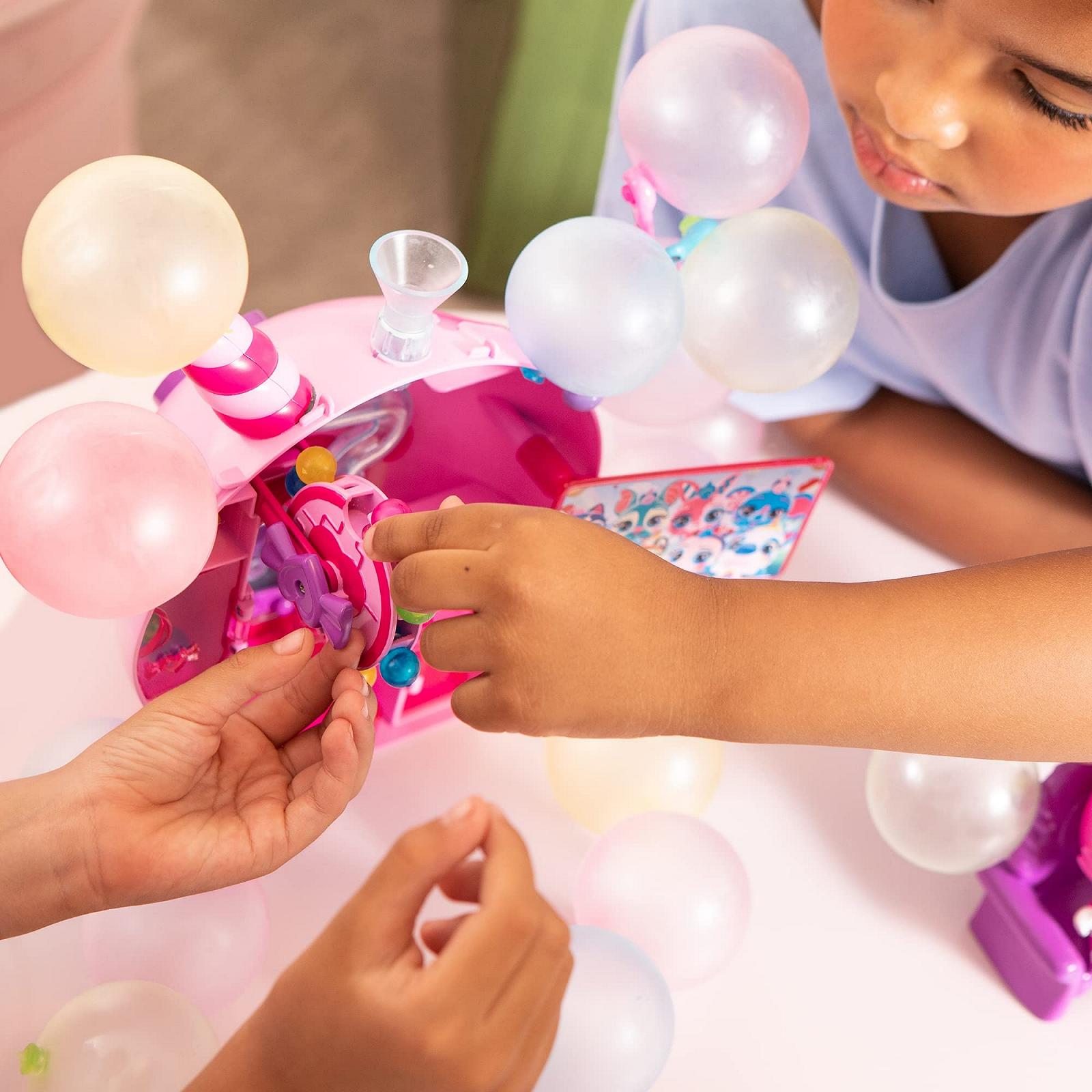 Набор Bubiloons Bubi-Lab для создания и декорирования воздушных шаров с 15 аксессуарами и фигуркой Мила, фото №9 Набор Bubiloons Bubi-Lab для создания и декорирования воздушных шаров с 15 аксессуарами и фигуркой Мила, фото №9