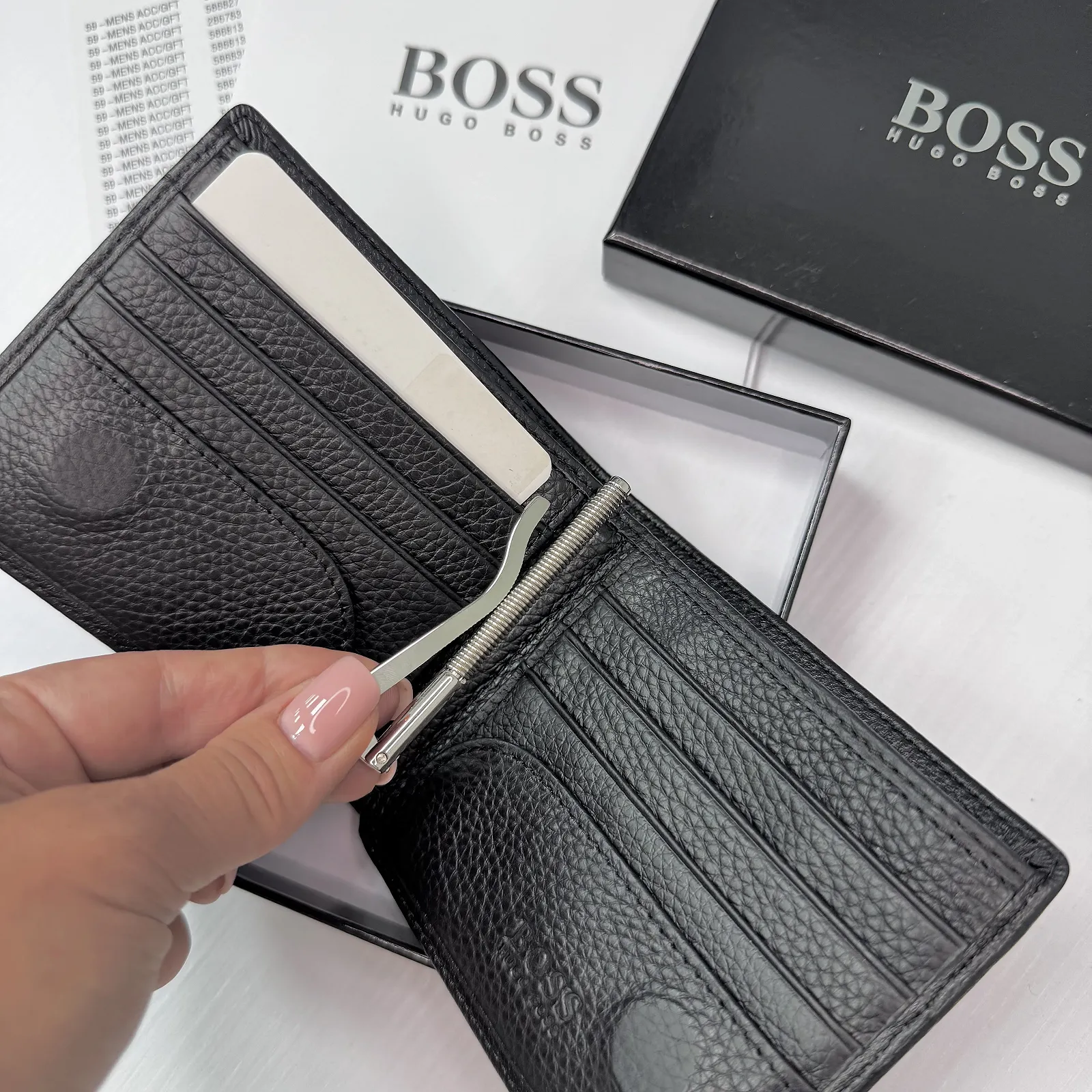 Чоловічий гаманець на магніті шкіряний брендовий BOSS у подарунковій упаковці, фото №5