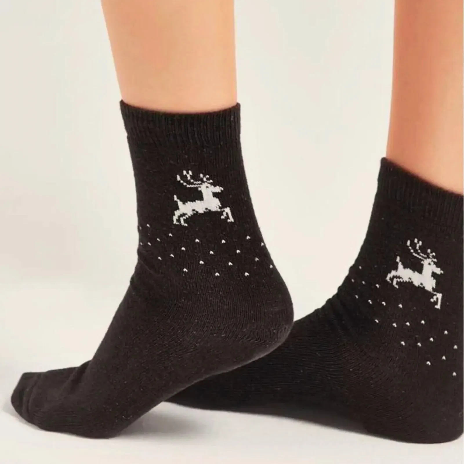 Женские носки из натуральной шерсти lavendel с узором - тонкий трикотаж, комфорт, сертификат Oeko-Tex - теплые, влагоотводящие и без запаха, фото №6 Женские носки из натуральной шерсти lavendel с узором - тонкий трикотаж, комфорт, сертификат Oeko-Tex - теплые, влагоотводящие и без запаха, фото №6