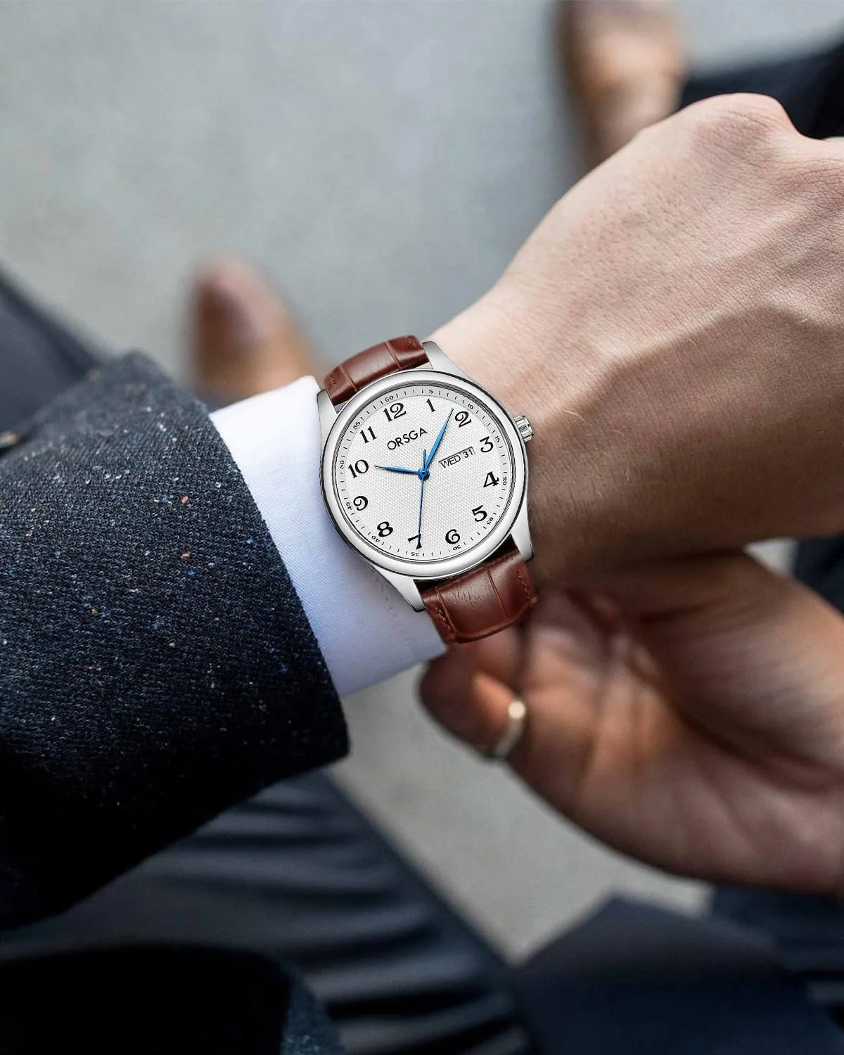 Годинник CIVO Аналоговий з датою та шкіряним ремінцем 40 мм, фото №2 Годинник CIVO Аналоговий з датою та шкіряним ремінцем 40 мм, фото №2