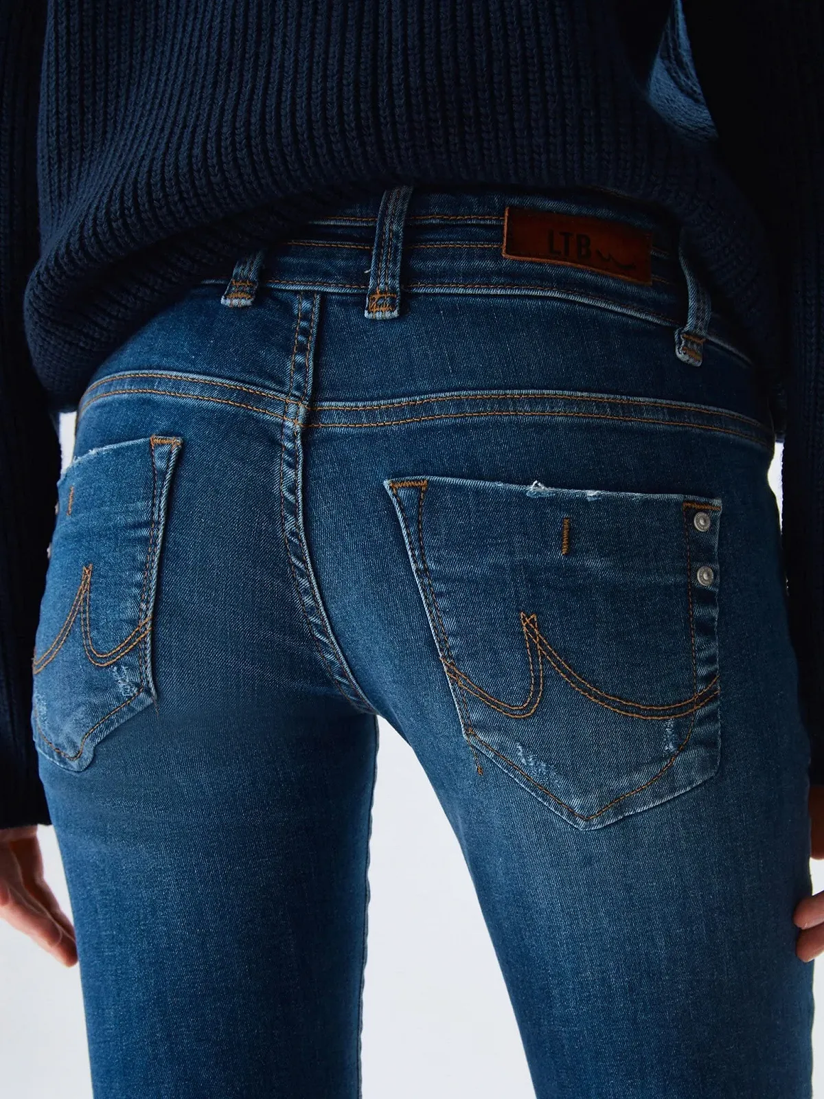 Джинси LTB Skinny Julita X Low Waist ґудзик & блискавка MITENA WASH середній блакитний - розмір 30W / 32L, фото №6