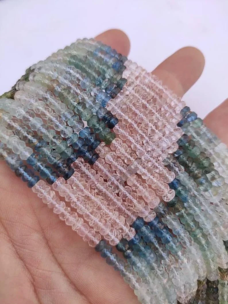 Бусины Круглые Аквамарин Натуральный Многоцветный Граненые 4.5-5 мм, фото №1