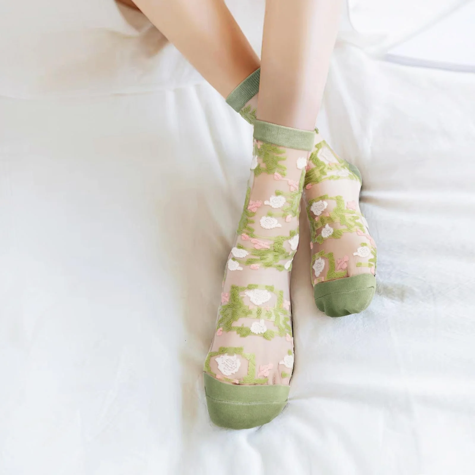 Носки Винтажные Прозрачные 5 пар, Милые Цветочные Тонкие Носки, Эластичные Сетчатые Кружевные Жаккардовые Стеклянные Шелковые Носки для Женщин и Девушек, разноцветные, фото №7